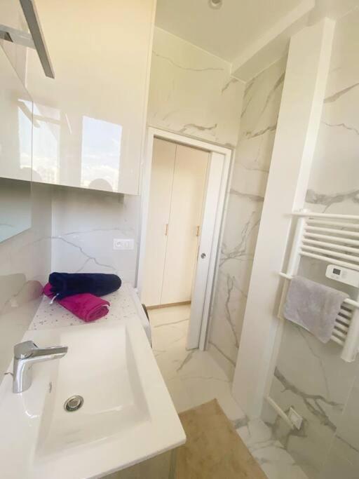 Appartement 2P Idealement Place Juan Les Pins Bagian luar foto